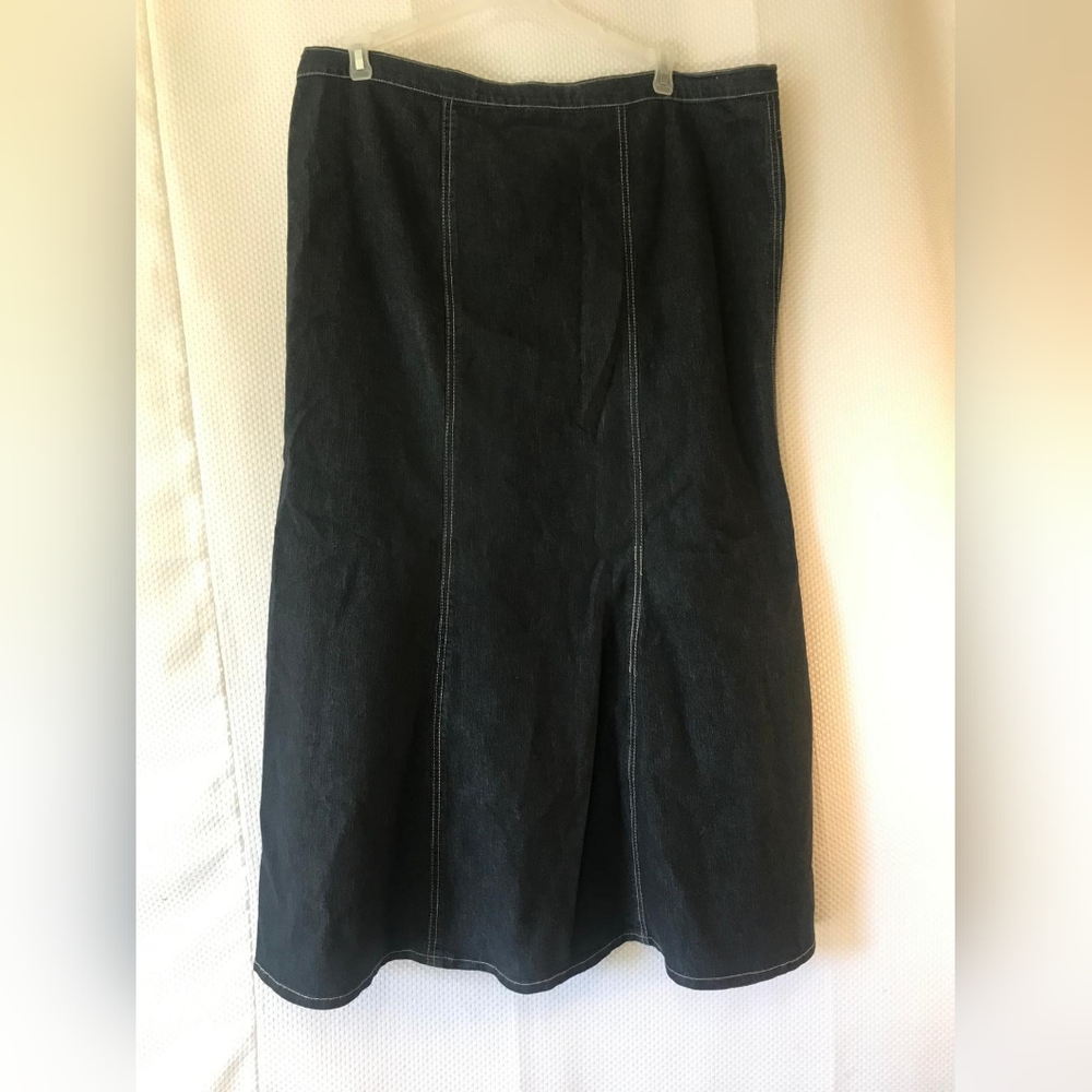 Lipsy London Size 20 Plus Denim Midi Skirt A-Line Flare Button Front Dark Wash - Picture 2 of 6